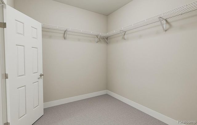 61753 Courtland Drive, South Lyon, MI 48178