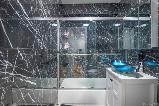 103-02 42nd Avenue 4D, Corona, NY 11368