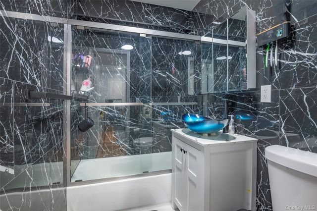 103-02 42nd Avenue 4D, Corona, NY 11368