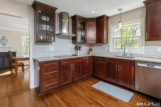 15 Serfilippi Lane, Ridgefield, CT 06877