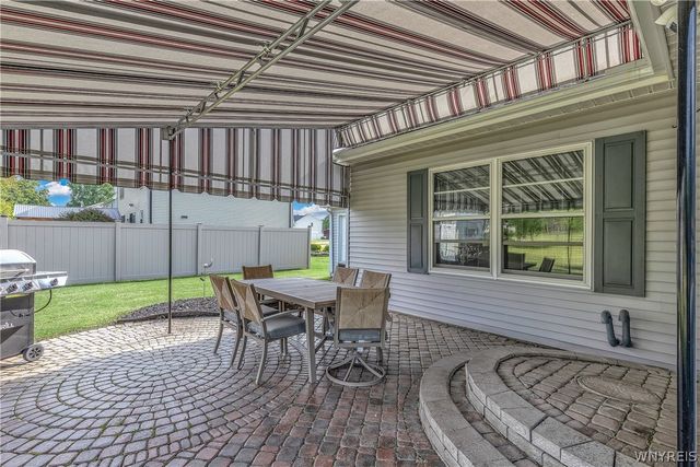 7134 Marigold Drive, Wheatfield, NY 14120