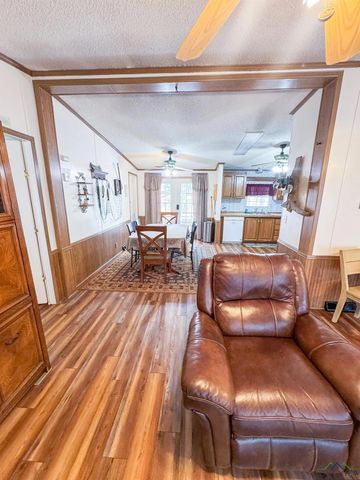 2325 Blairs Landing Rd, Karnack, TX 75661