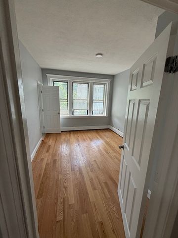 76 Walnut Park 4, Boston, MA 02119