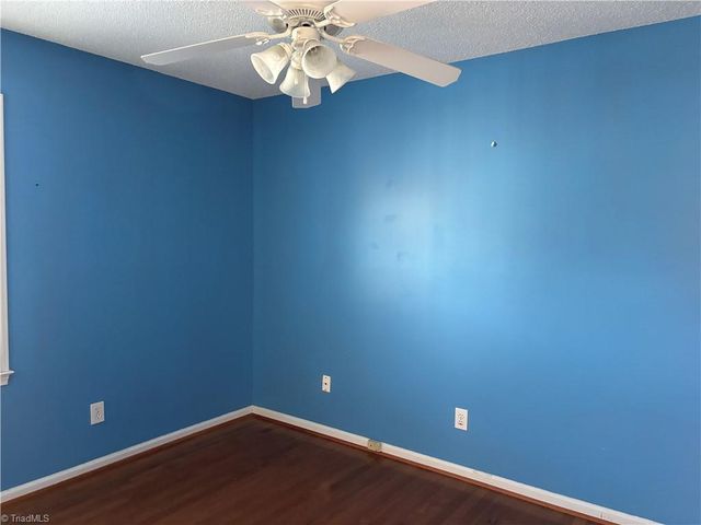 3219 Overlook Court, Burlington, NC 27215