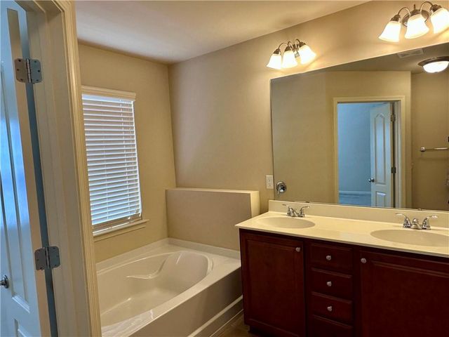3315 Sardis Bend Drive, Buford, GA 30519
