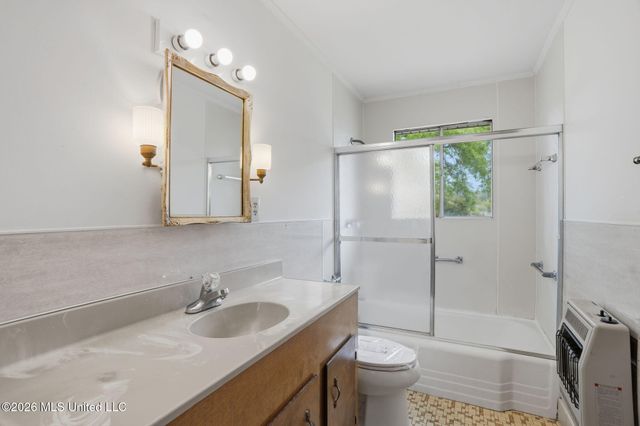 200 Harvey Avenue, Petal, MS 39465