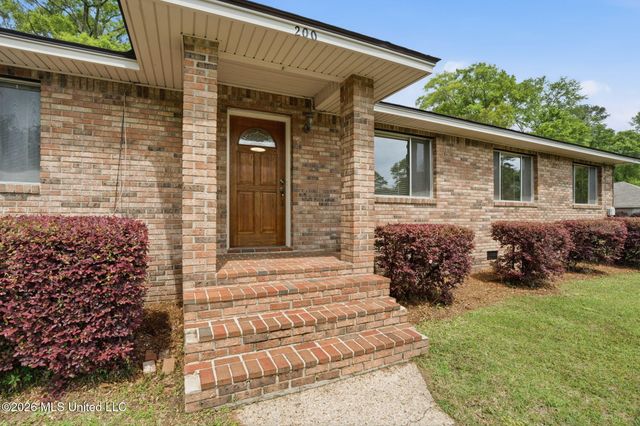200 Harvey Avenue, Petal, MS 39465