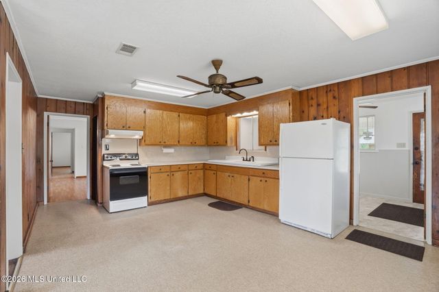 200 Harvey Avenue, Petal, MS 39465