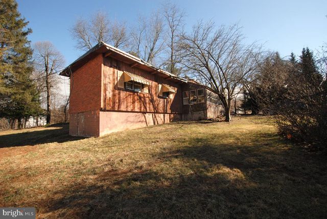 411 CARDINAL DR, Front Royal, VA 22630