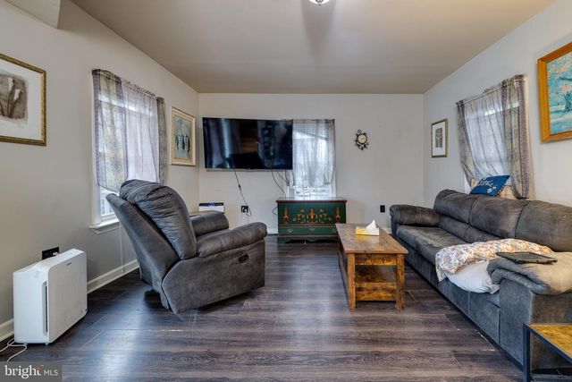 115 E PAGE STREET, Luray, VA 22835