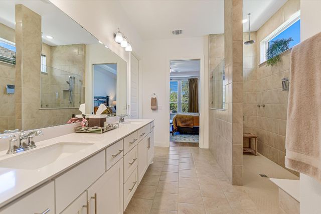 110 Diamond Point RD, Georgetown, TX 78633