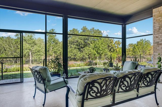 110 Diamond Point RD, Georgetown, TX 78633