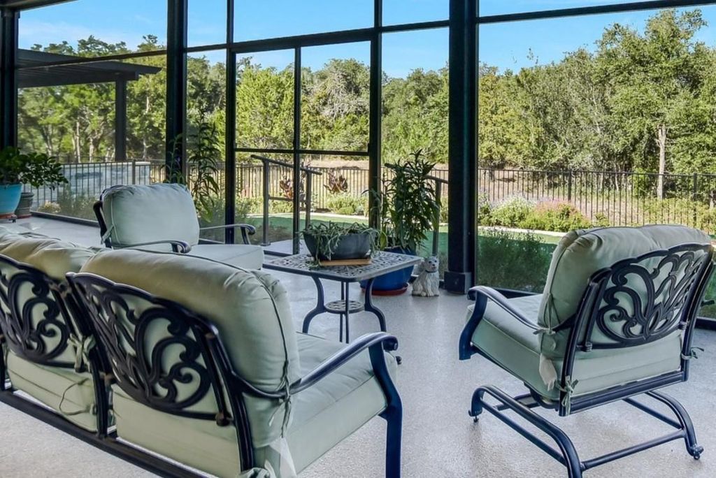110 Diamond Point RD, Georgetown, TX 78633