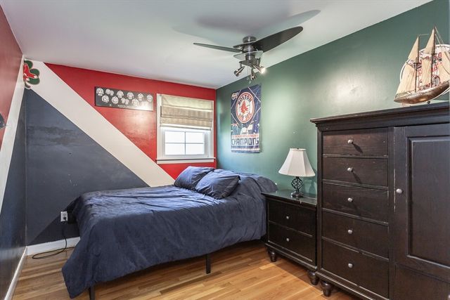 2 Meadow Brook Rd, Raynham, MA 02767