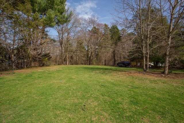 2 Meadow Brook Rd, Raynham, MA 02767