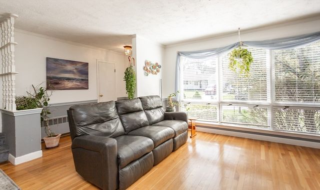 2 Meadow Brook Rd, Raynham, MA 02767