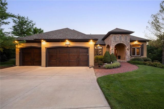 11520 S Carbondale Street, Olathe, KS 66061