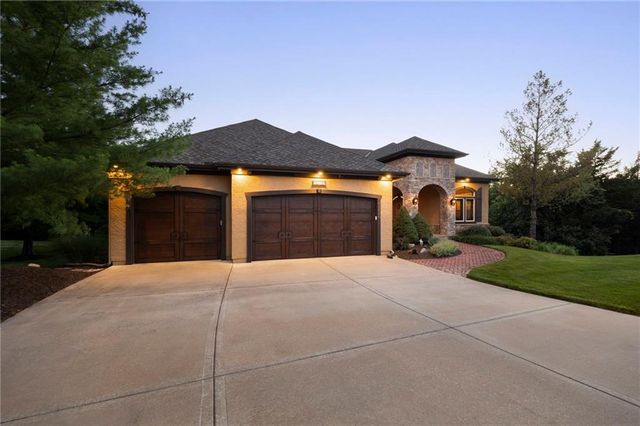 11520 S Carbondale Street, Olathe, KS 66061