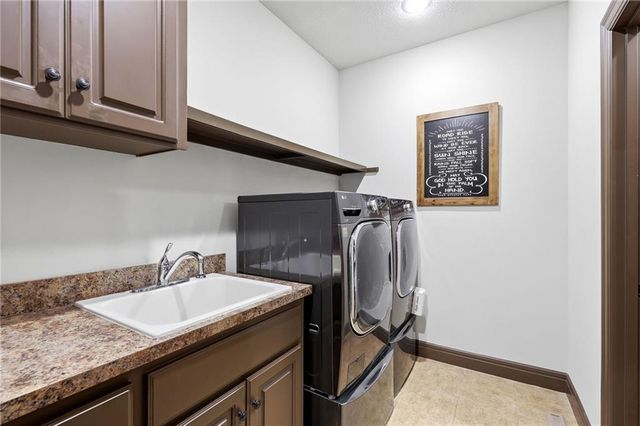 11520 S Carbondale Street, Olathe, KS 66061