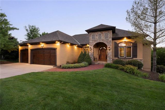 11520 S Carbondale Street, Olathe, KS 66061