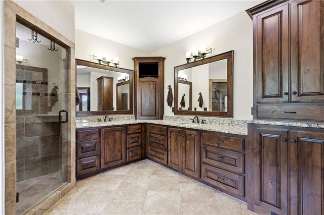 11520 S Carbondale Street, Olathe, KS 66061