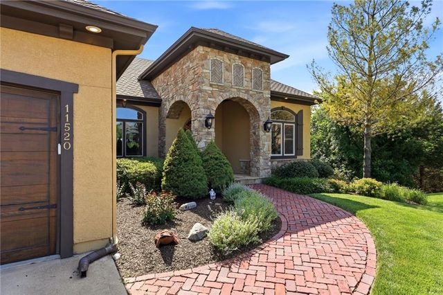 11520 S Carbondale Street, Olathe, KS 66061
