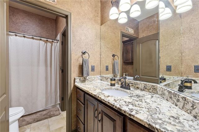 11520 S Carbondale Street, Olathe, KS 66061