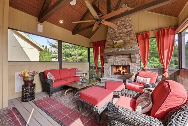 11520 S Carbondale Street, Olathe, KS 66061