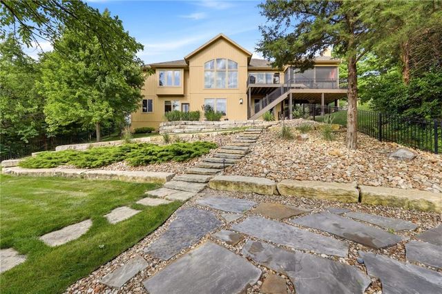 11520 S Carbondale Street, Olathe, KS 66061