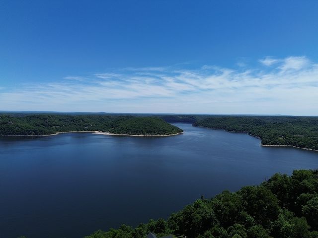 705 Harbor Pointe Dr, Silver Point, TN 38582