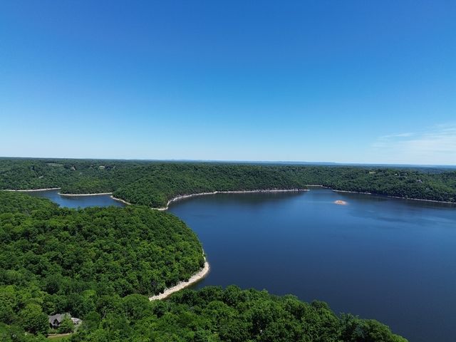 705 Harbor Pointe Dr, Silver Point, TN 38582