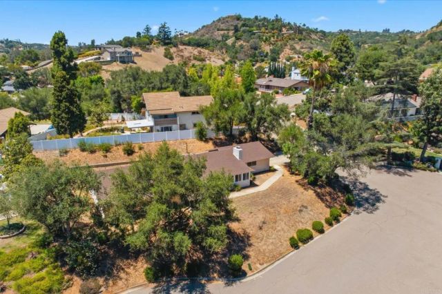 2837 Carlton Way, Fallbrook, CA 92028