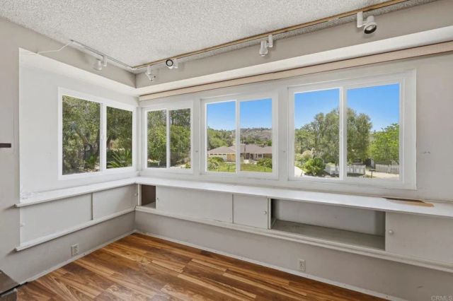 2837 Carlton Way, Fallbrook, CA 92028