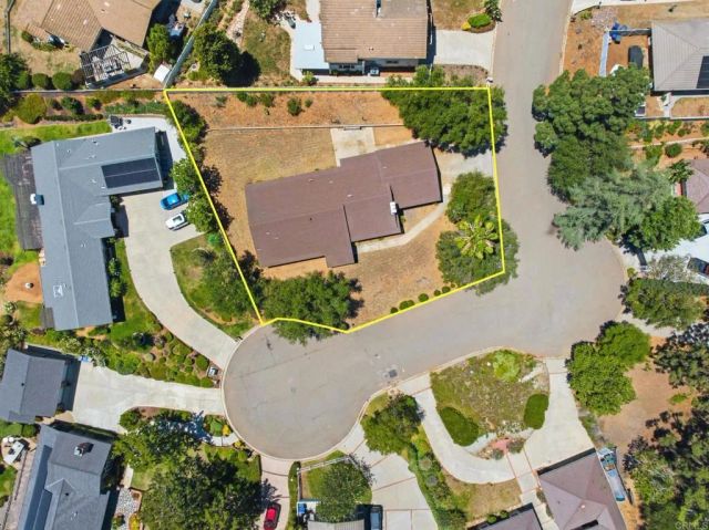 2837 Carlton Way, Fallbrook, CA 92028