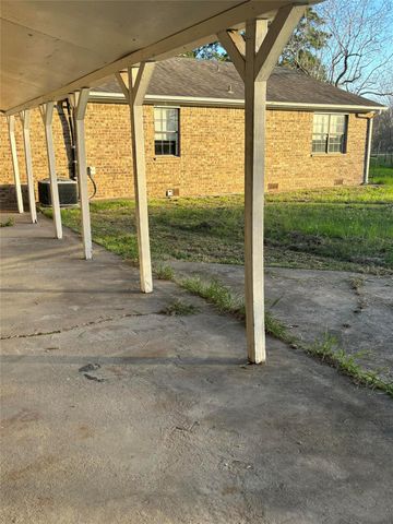 8920 Megan Drive, Fairchilds, TX 77461