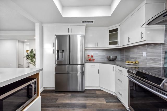 2168 S Coast Highway, Oceanside, CA 92054