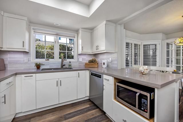 2168 S Coast Highway, Oceanside, CA 92054