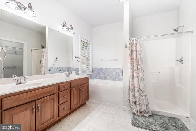 450 DRUID HILL DR, Mountville, PA 17554