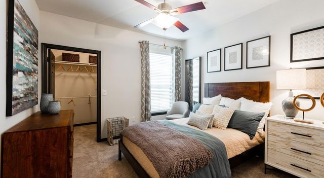 7115 S Mason Road B1, Richmond, TX 77407
