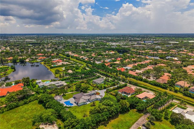 601 Ranch Rd, Weston, FL 33326