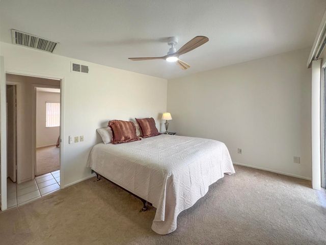 76901 Kentucky Avenue, Palm Desert, CA 92211