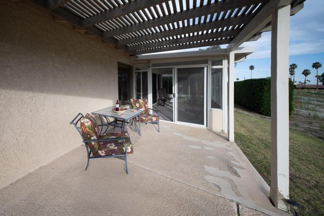 76901 Kentucky Avenue, Palm Desert, CA 92211