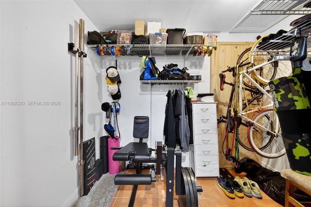 10861 SW 132nd Cir Ct, Miami, FL 33186