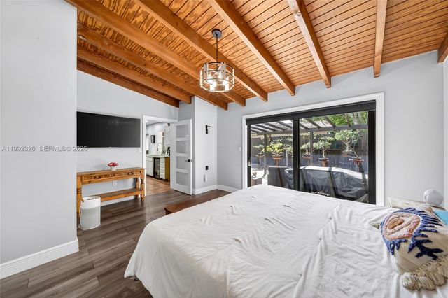 10861 SW 132nd Cir Ct, Miami, FL 33186