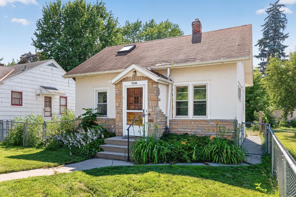 5330 42nd Avenue S, Minneapolis, MN 55417