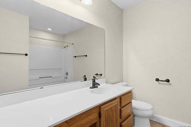 7410 Waketon, San Antonio, TX 78250