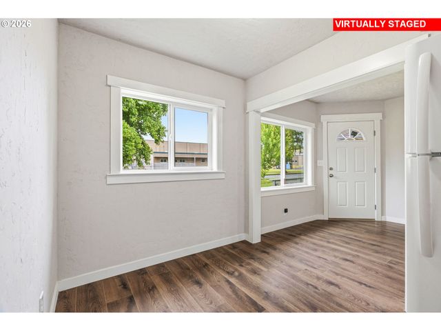 2843 HEMLOCK St, Longview, WA 98632