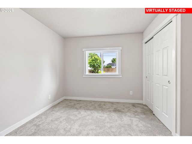 2843 HEMLOCK St, Longview, WA 98632