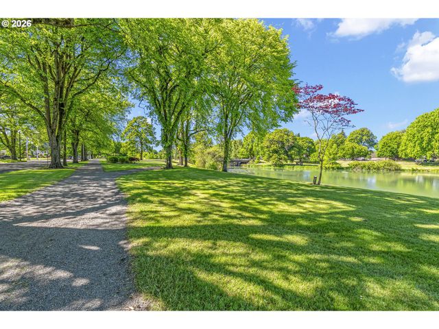 2843 HEMLOCK St, Longview, WA 98632