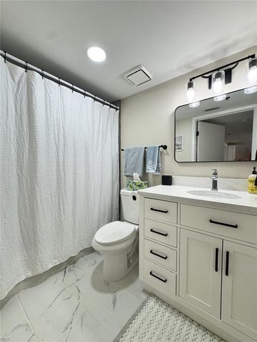 4110 IRONWOOD CIRCLE 104, Bradenton, FL 34209